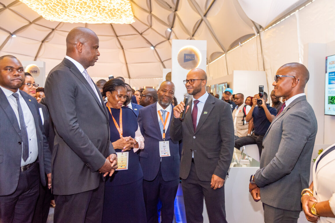 BNI recebe visita do Presidente da República no stand durante a 60ª Edição da FACIM