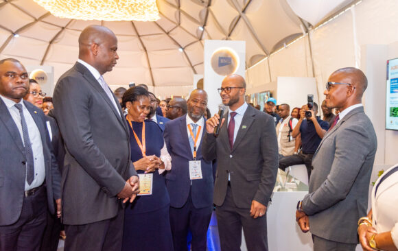 BNI recebe visita do Presidente da República no stand durante a 60ª Edição da FACIM